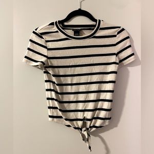 Empyre crop top